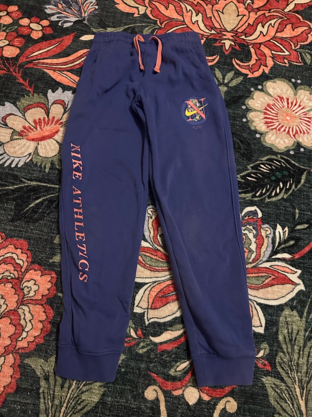 3/$25 💜 Nike Girls Joggers Size M Purple Nike Athletics Sweatpants